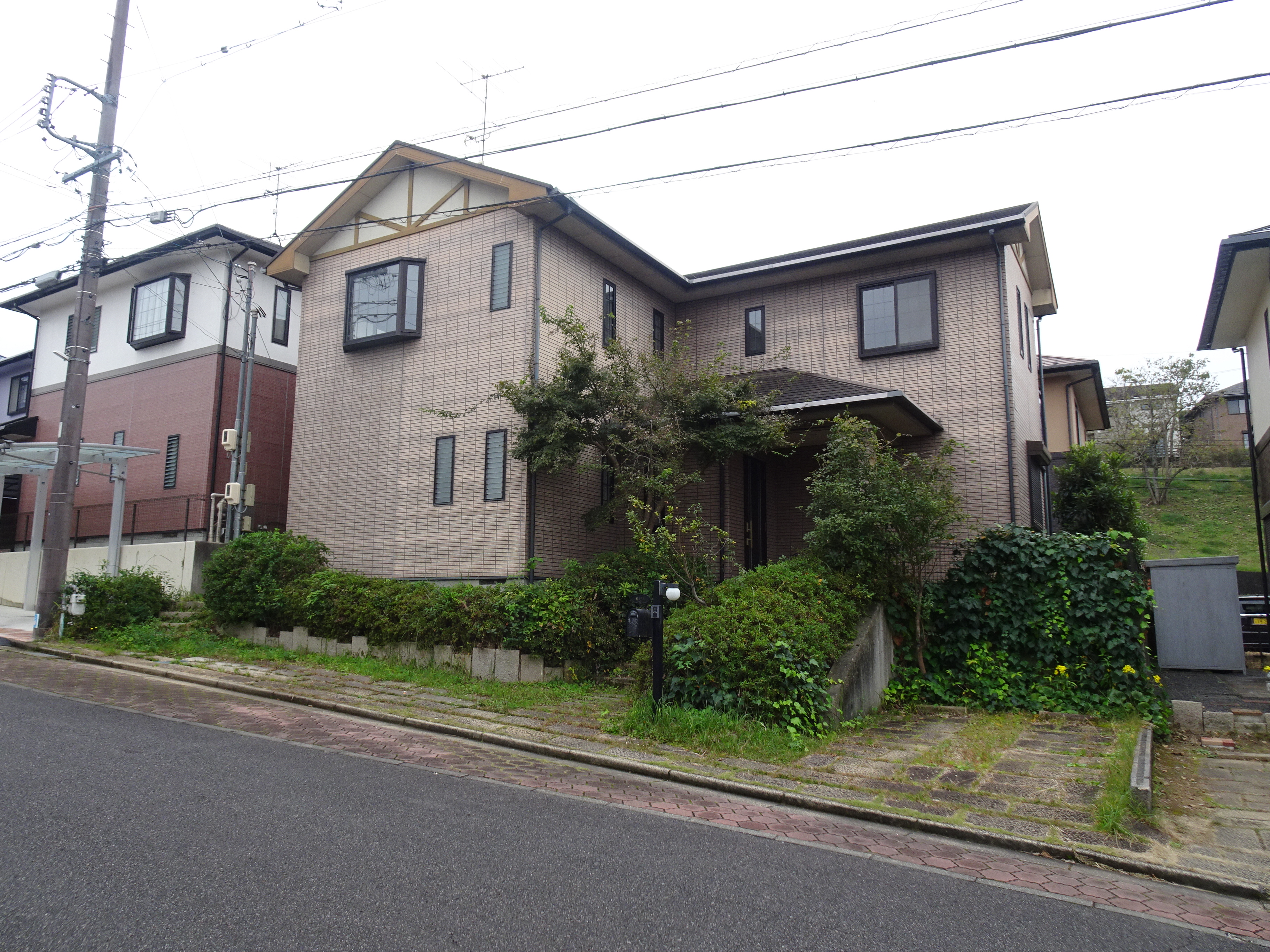 名張市春日丘二番町