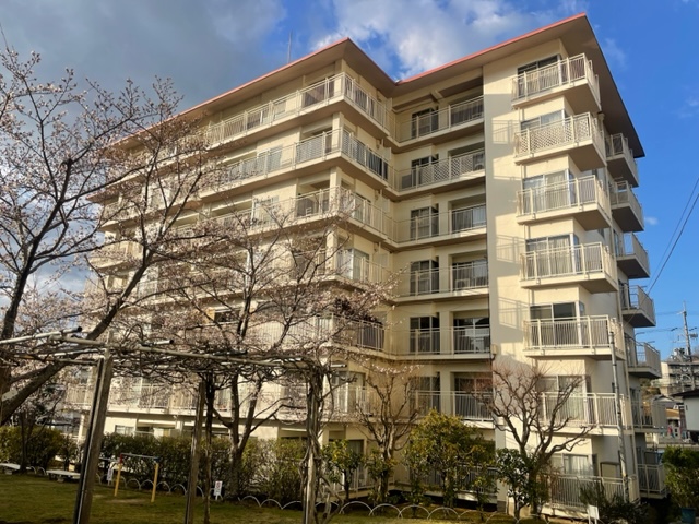 東生駒第二ガーデンハイツF棟