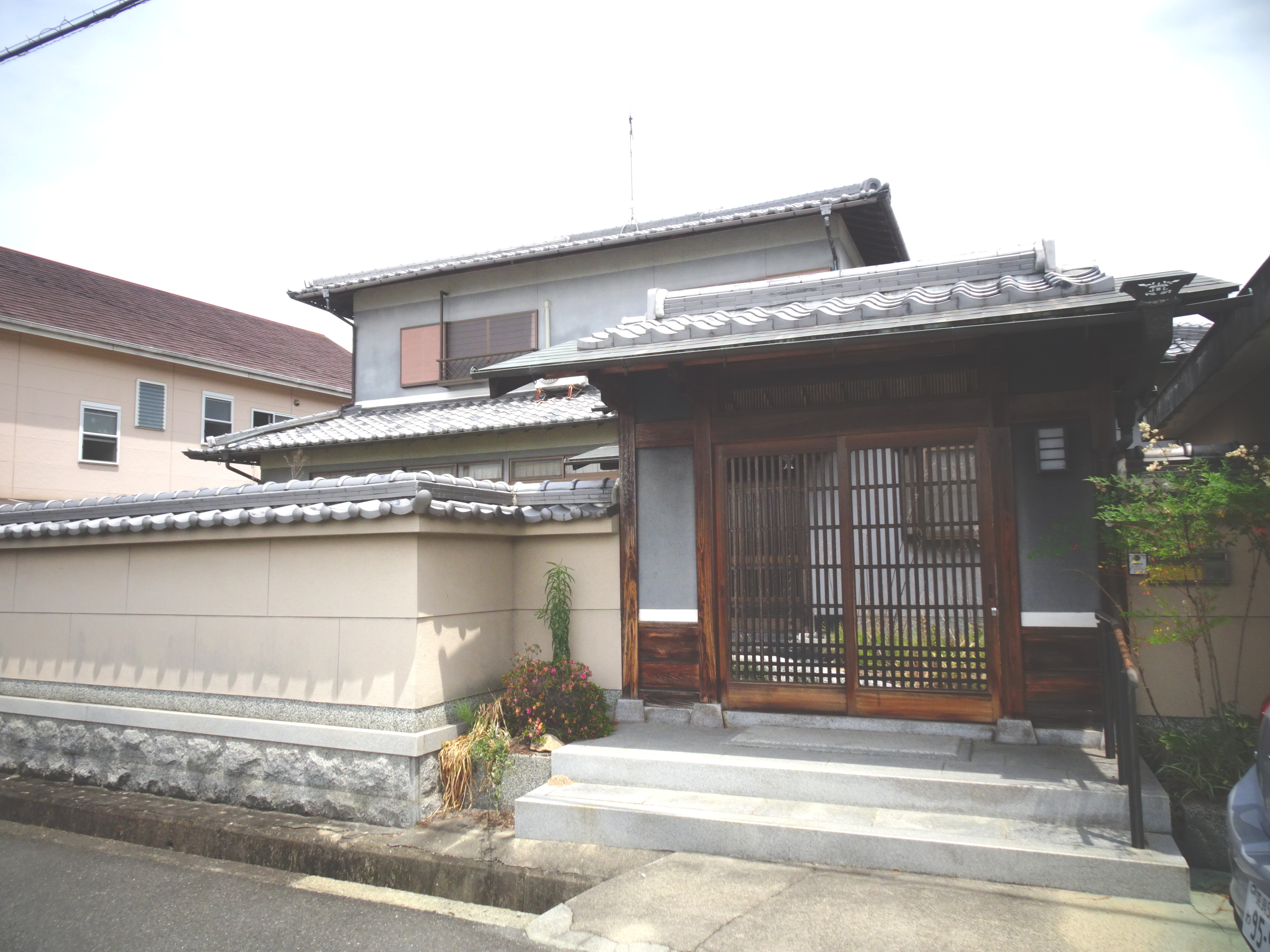生駒郡平群町平等寺
